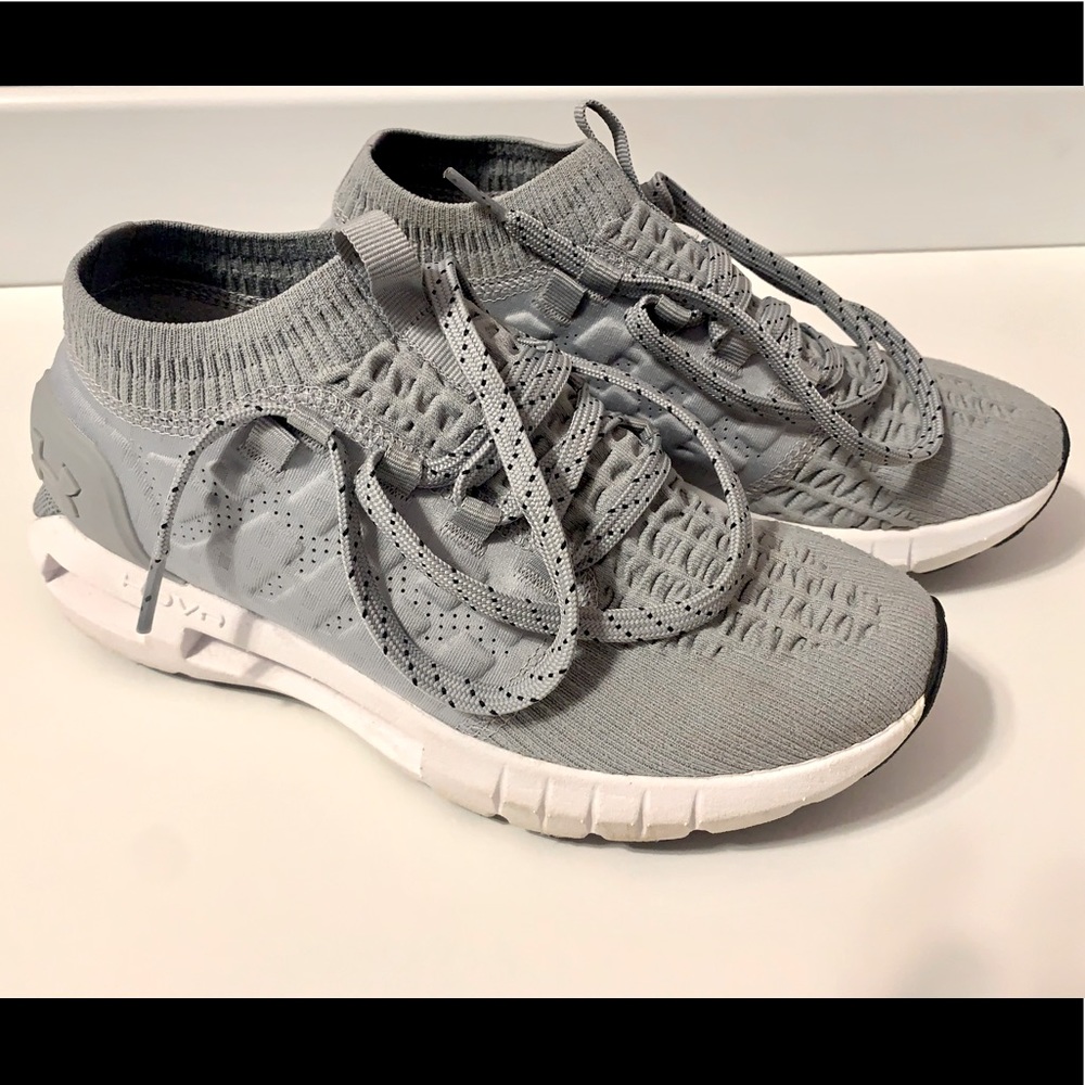Size 7.5 women’s Under Armour Hovr running shoe